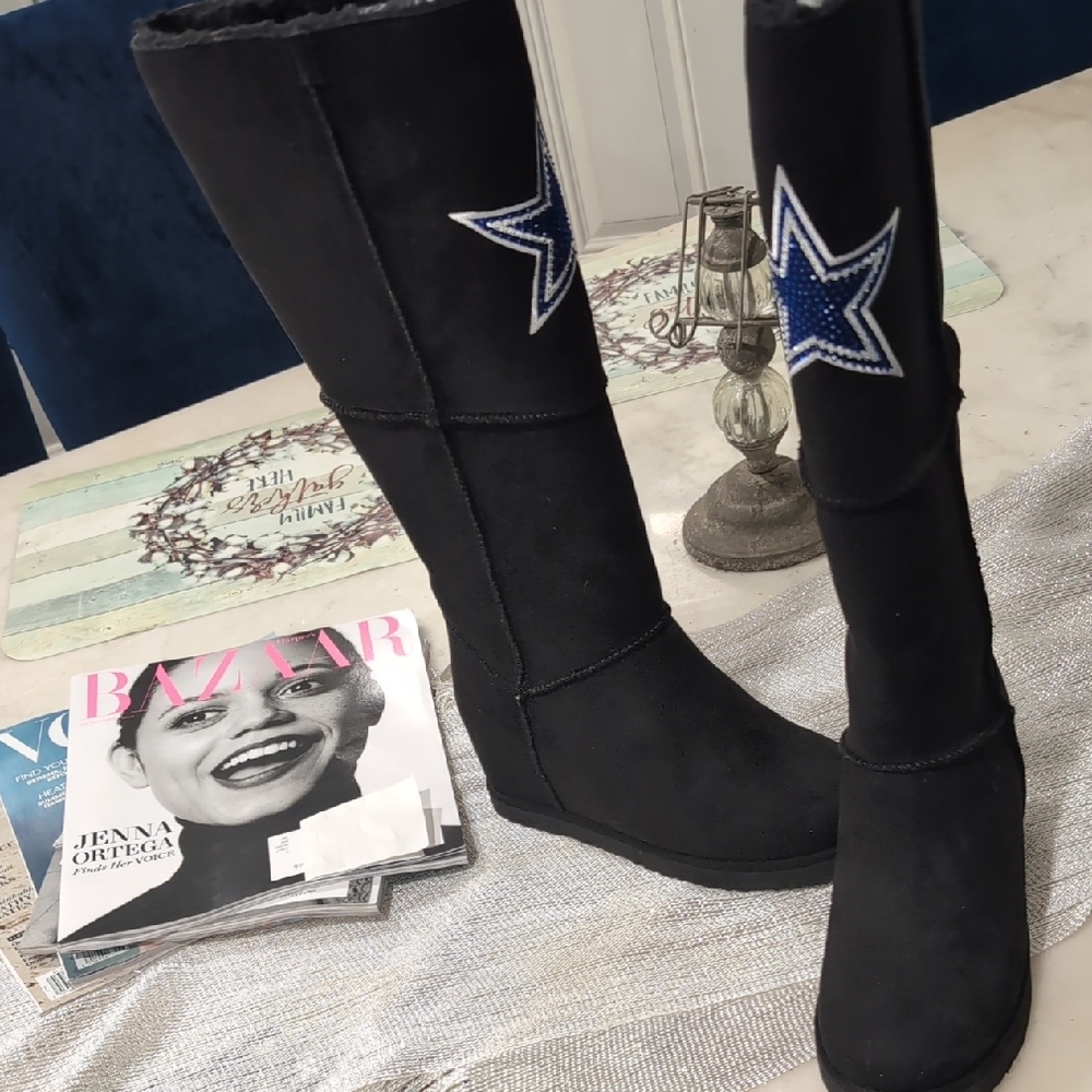 DallasCowboys Black Knee-High Boots with Star Design